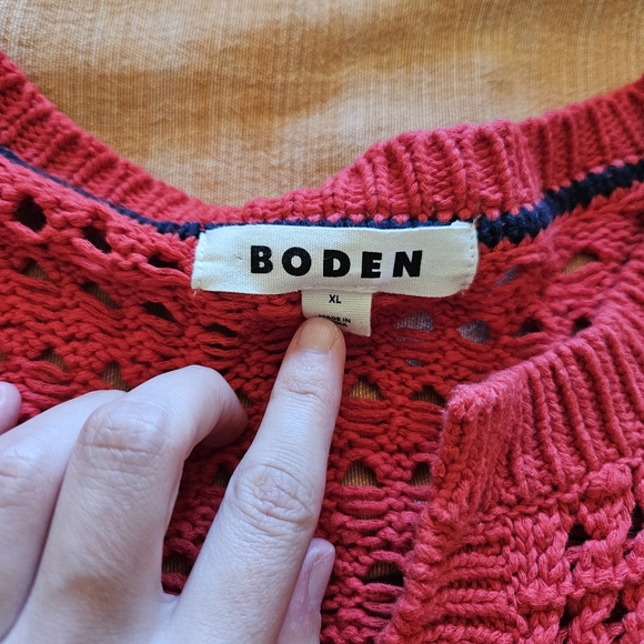 Boden Cropped Knit Cardigan Cherry Red - Picture 2 of 4